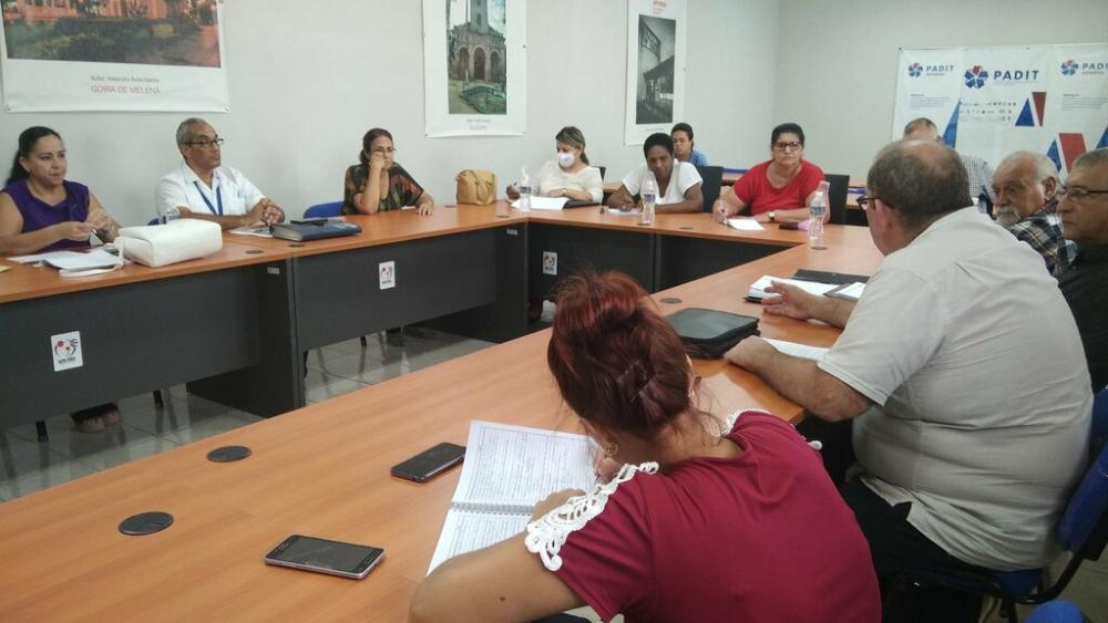 Imagen relacionada con la noticia :Titular del Banco Central insistió en la calidad de los servicios
