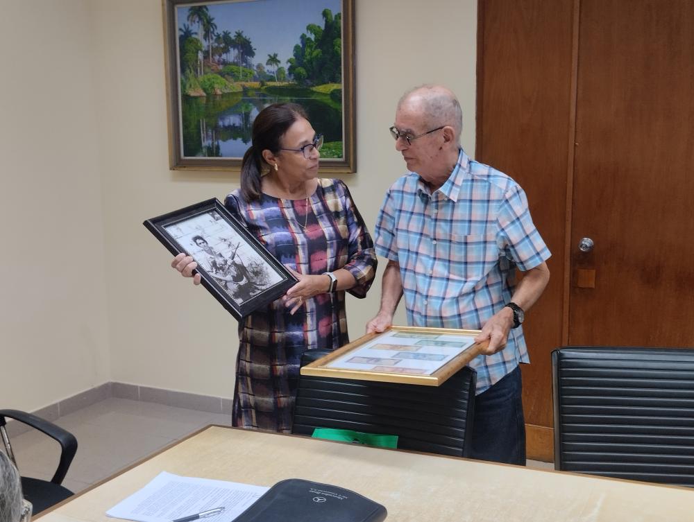 Imagen relacionada con la noticia :Arnaldo Alayón: la eterna vocación de servicio a la banca cubana