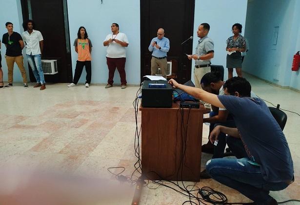 Imagen relacionada con la noticia :Banco Central de Cuba celebra el día internacional de la Internet Segura