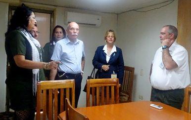 Imagen relacionada con la noticia :Recorre Vicepresidente Primero del BCC Francisco Mayobre oficinas del BPA en Camaguey como parte de la visita gubernamental a la provincia