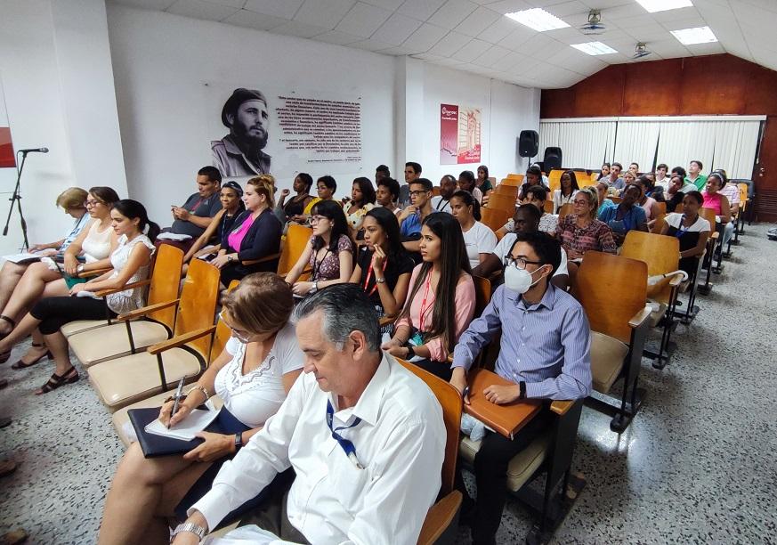 Imagen relacionada con la noticia :Encuentro del ministro presidente del BCC con los jóvenes de la institución 